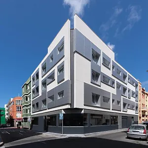 https://royal-flats.in-canary-islands.com